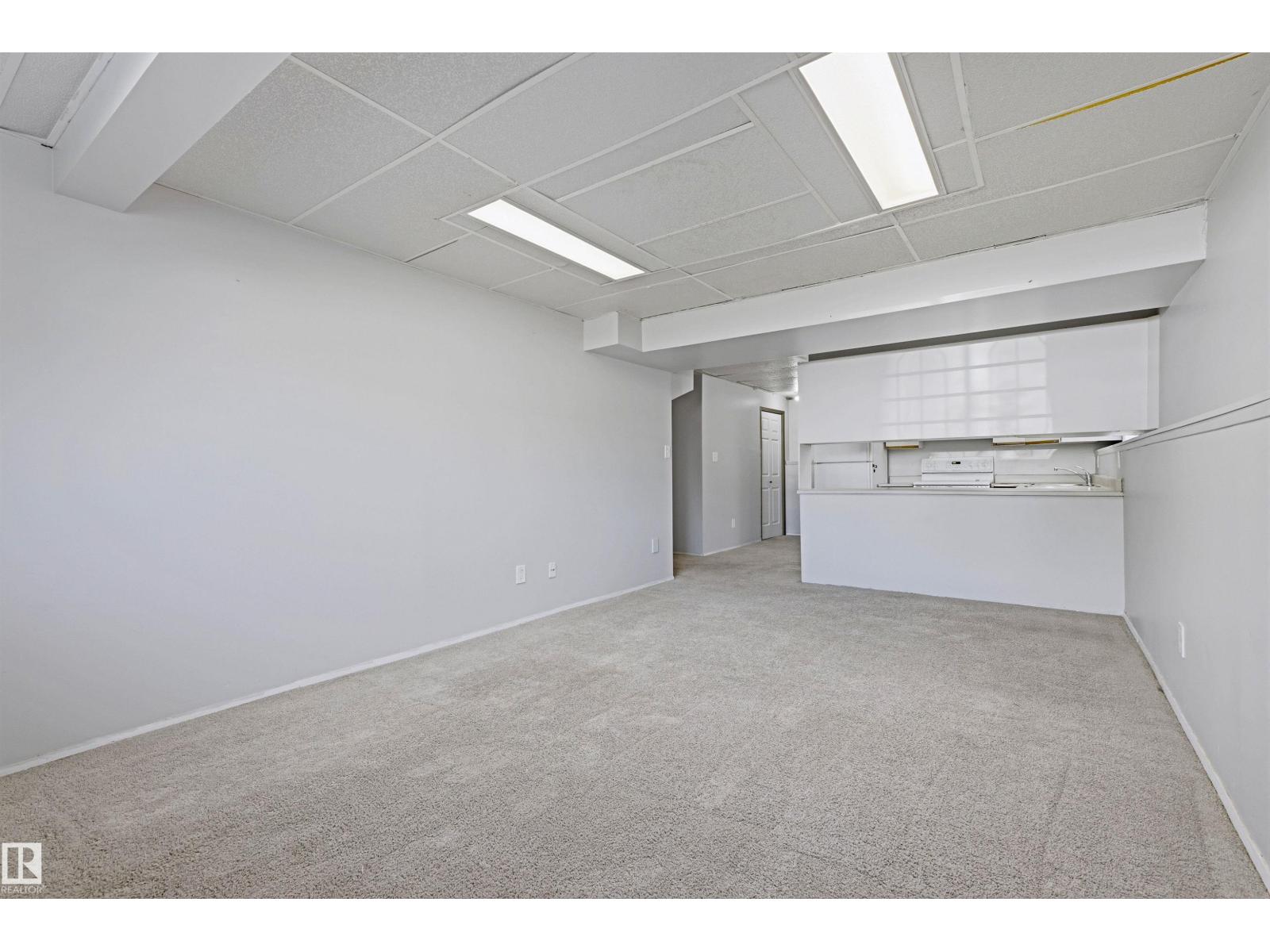 3519 33 AV NW - 27