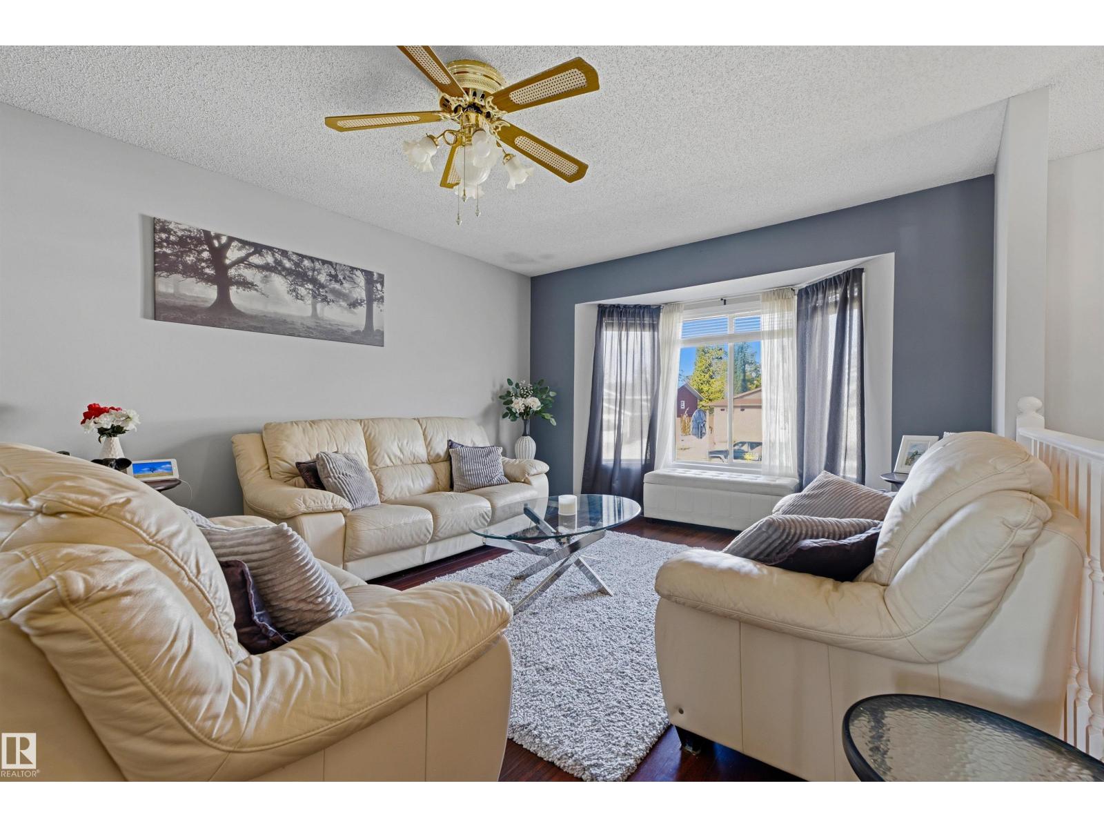 3519 33 AV NW - 6