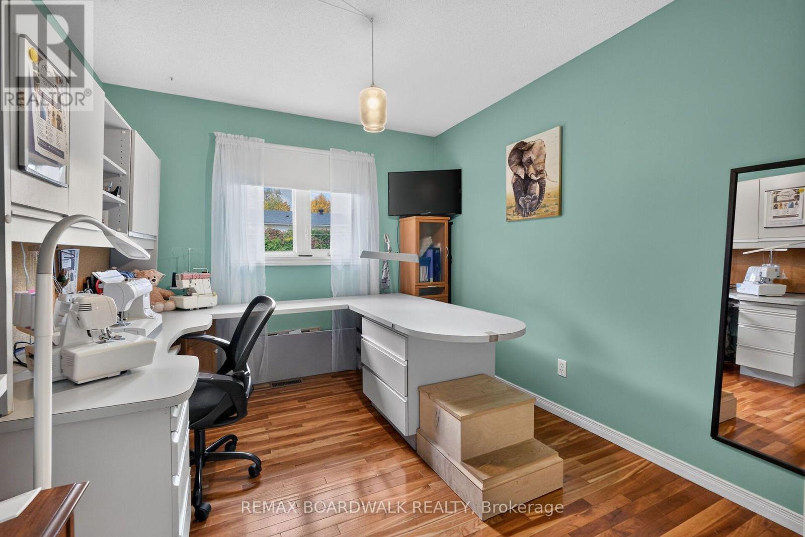 2762 JULIE STREET - 32