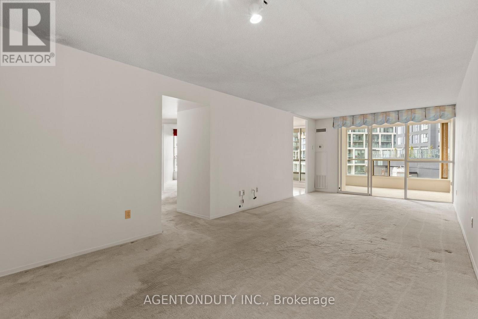 #1003 30 HOLLY STREET - 10