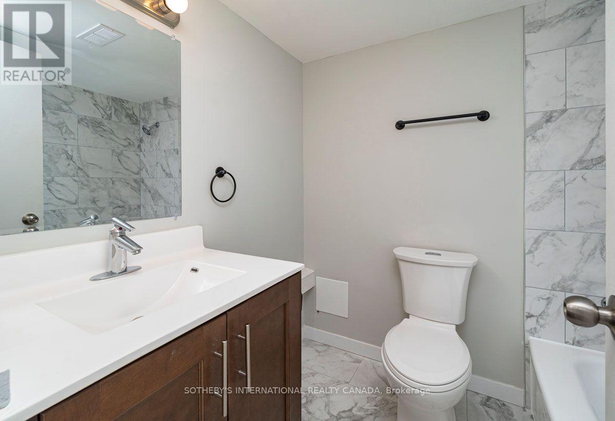1004 - 720 SPADINA AVENUE, Toronto (University) — photo 7