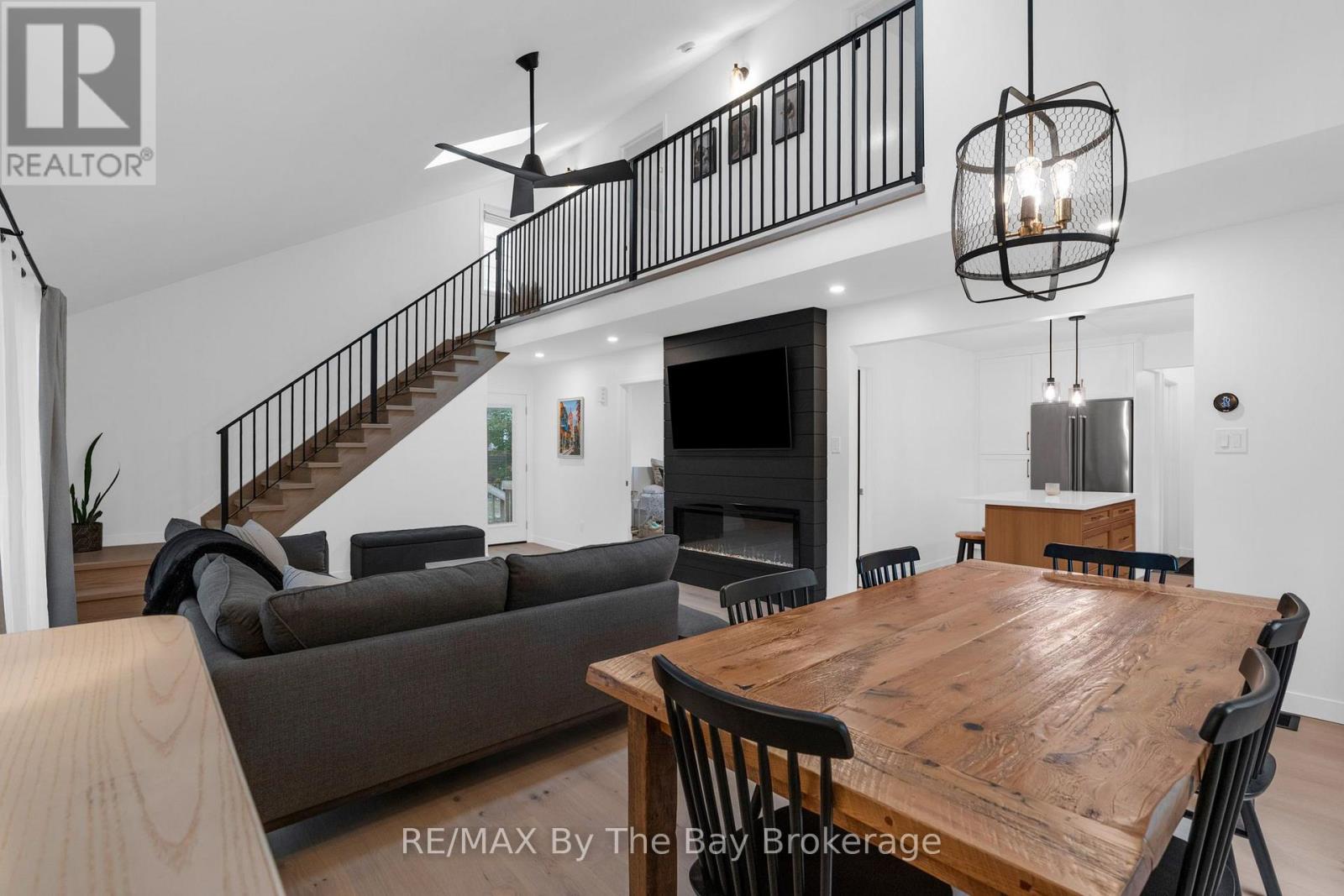 9 ISLANDVIEW CRESCENT - 11