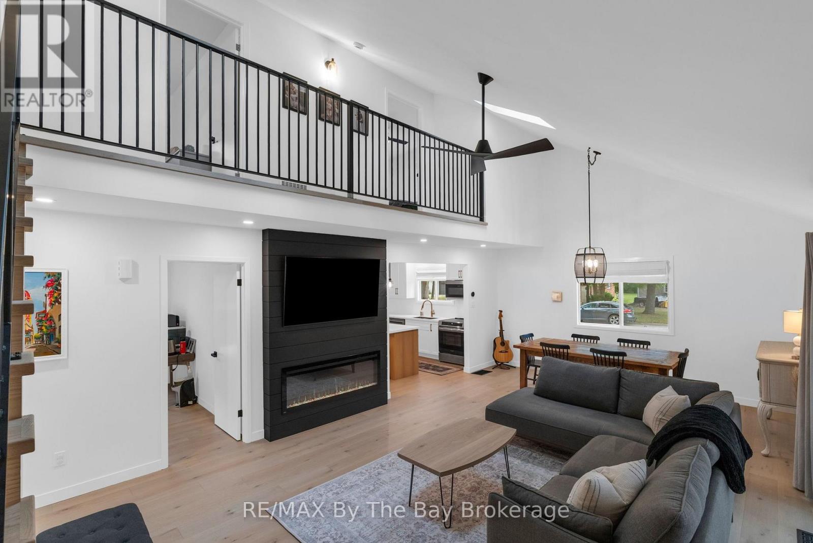 9 ISLANDVIEW CRESCENT - 18