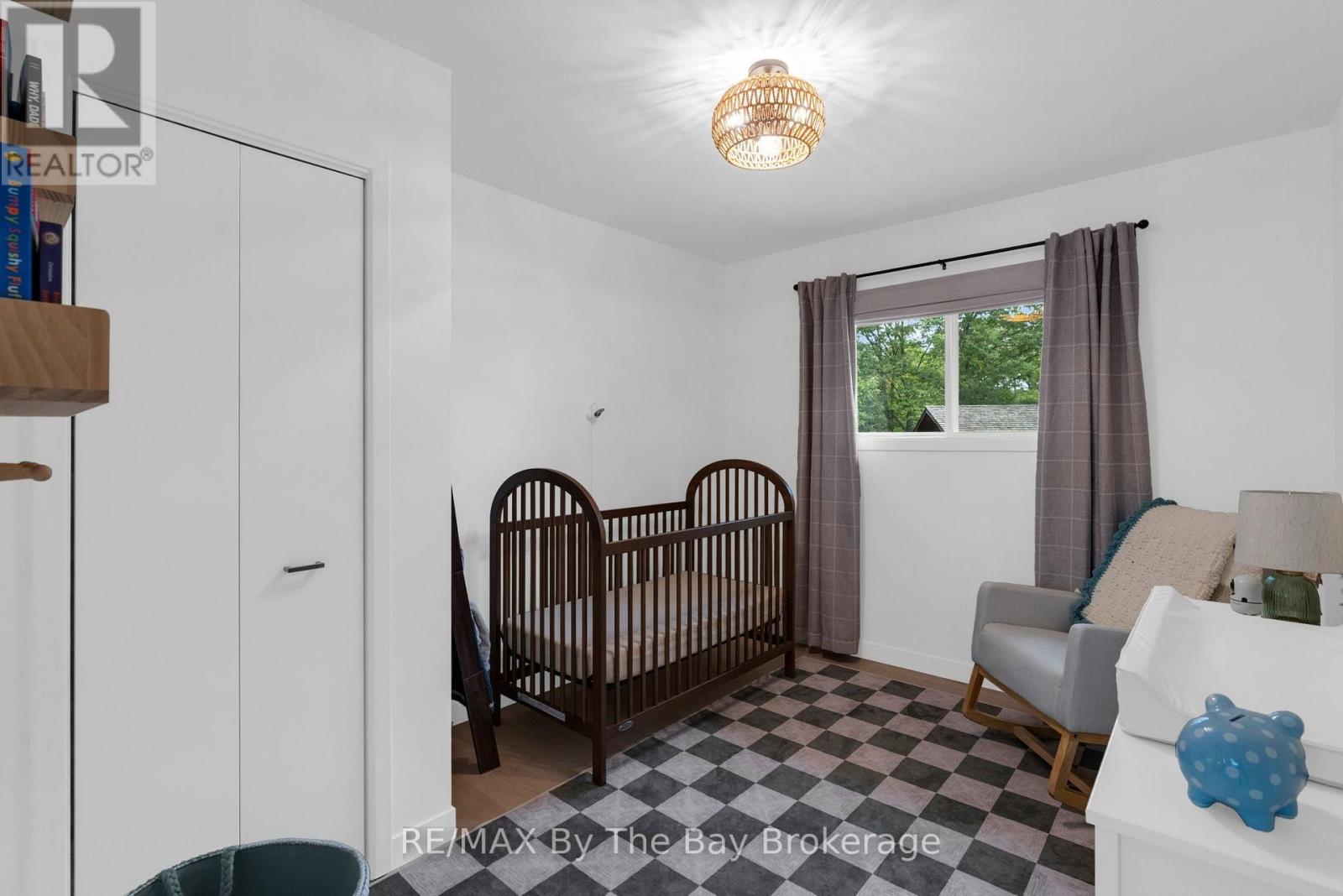 9 ISLANDVIEW CRESCENT - 23