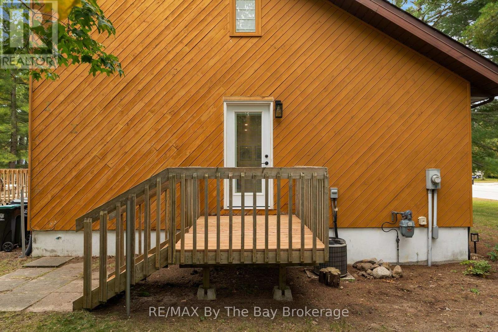 9 ISLANDVIEW Crescent, Wasaga Beach photo 32