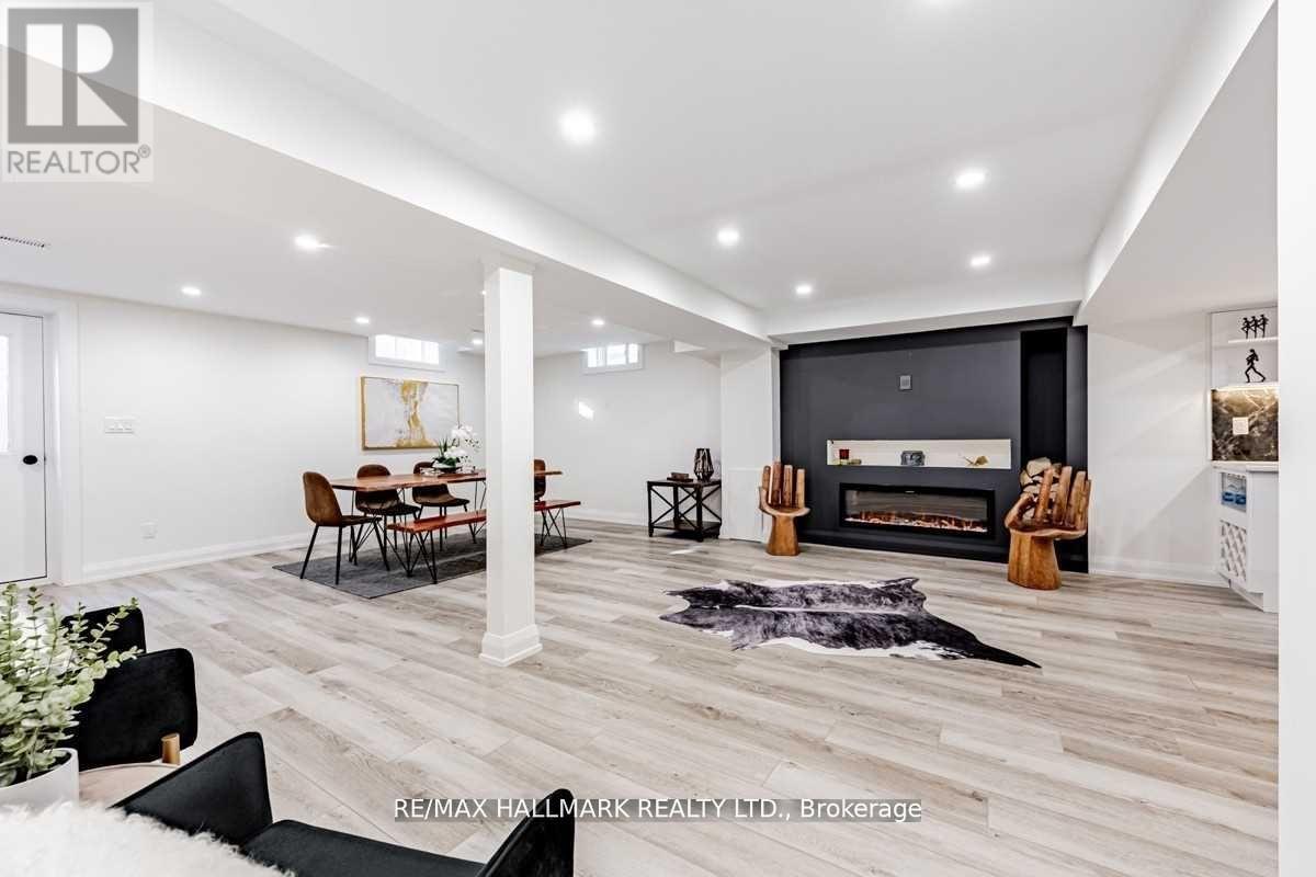 BSMT - 71 CRYSTAL DRIVE, Richmond Hill (Mill Pond) — photo 2