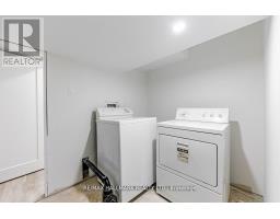Bsmt - 71 Crystal Drive, Richmond Hill, ON L4C7Y7 Photo 10