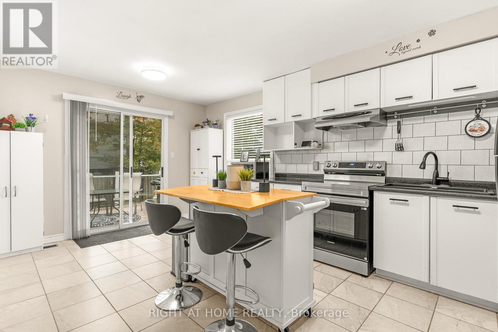 49 MICHAEL STREET, Essa (Angus) — photo 4