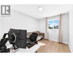 315 Appleglen Place SE - photo 13