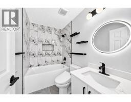 315 Appleglen Place SE - photo 17