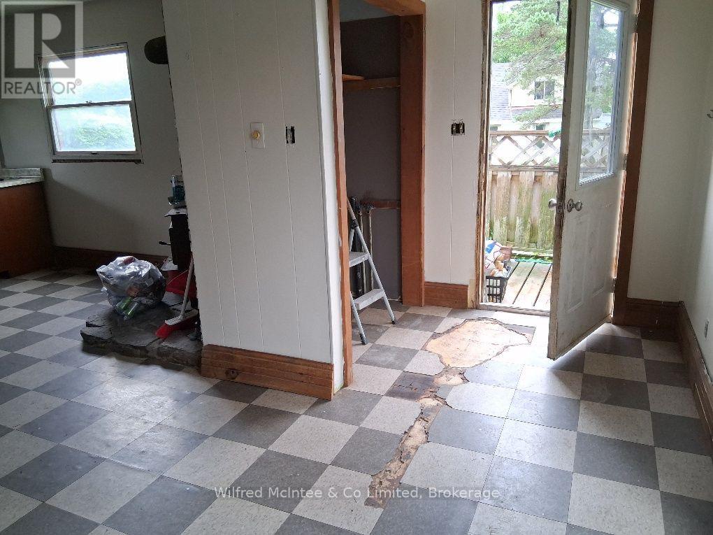 1240 BRUCE 1 ROAD - 13