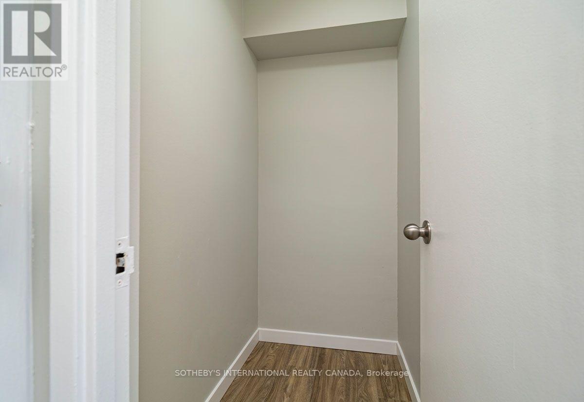 1004 - 720 SPADINA AVENUE, Toronto (University) — photo 9