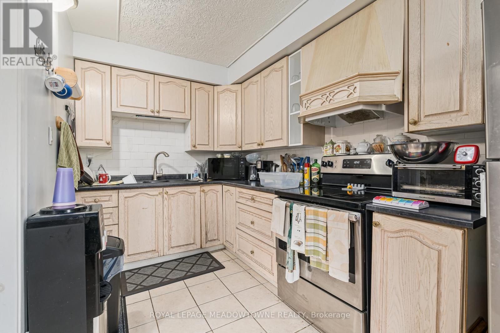 503 GUELPH STREET - 10