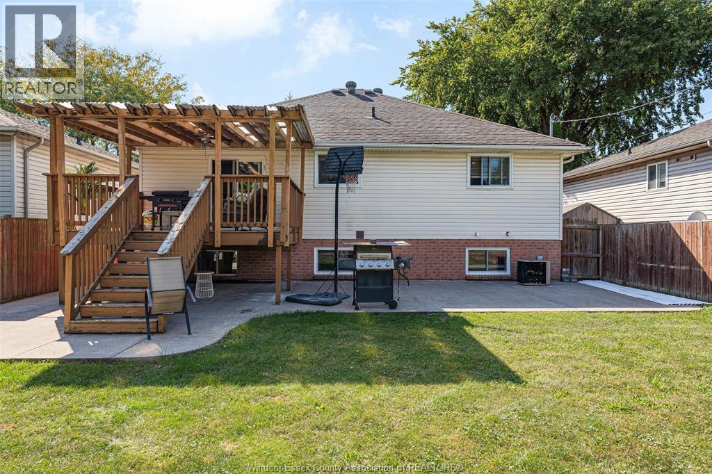 2222 LONGFELLOW AVENUE - Image 32