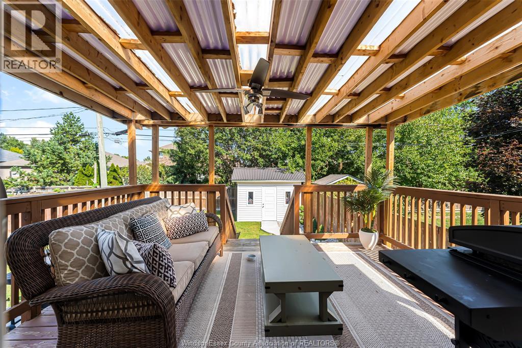 2222 LONGFELLOW AVENUE - 34