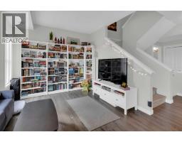 205, 250 Fireside View - photo 11