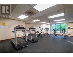 Family room - 708 - 22 Hanover Road, Brampton, ON L6S5K7 Photo 7