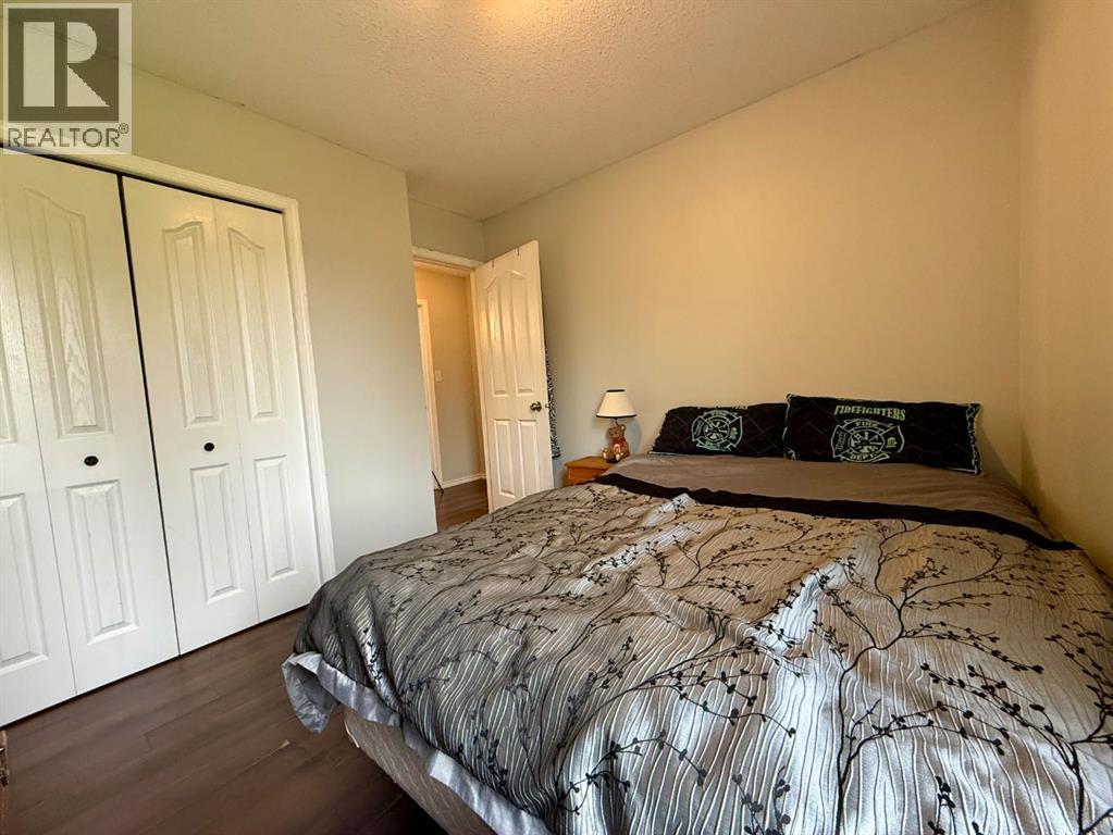 5010 47 Street - Image 16