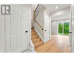 Bedroom 3 - 6 Scarbell Drive, Toronto, ON M1C3Z6 Photo 7