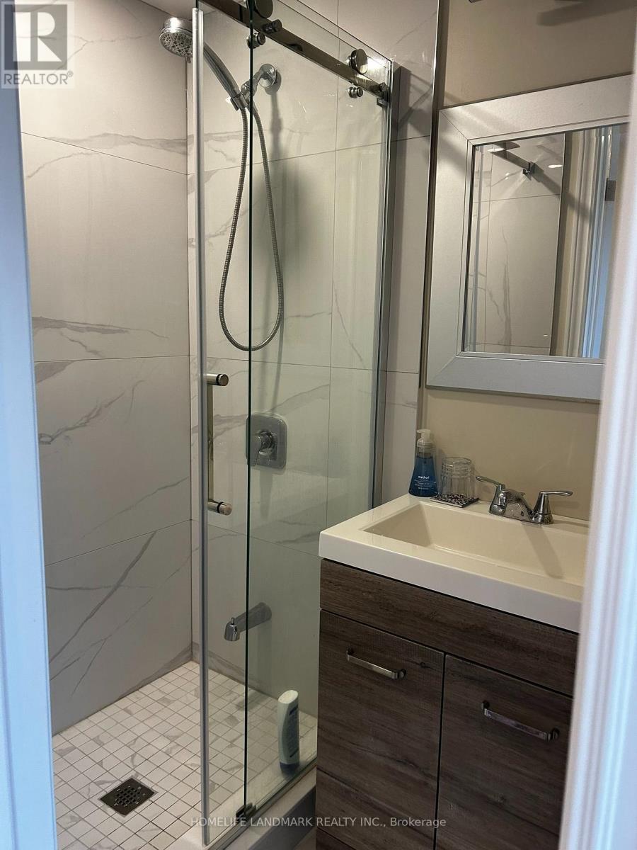 642 North Shore Dr E Drive — photo 22
