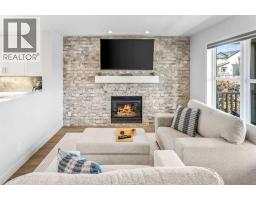 4pc Bathroom - 207 Copperpond Road Se, Calgary, AB T2Z0X3 Photo 6