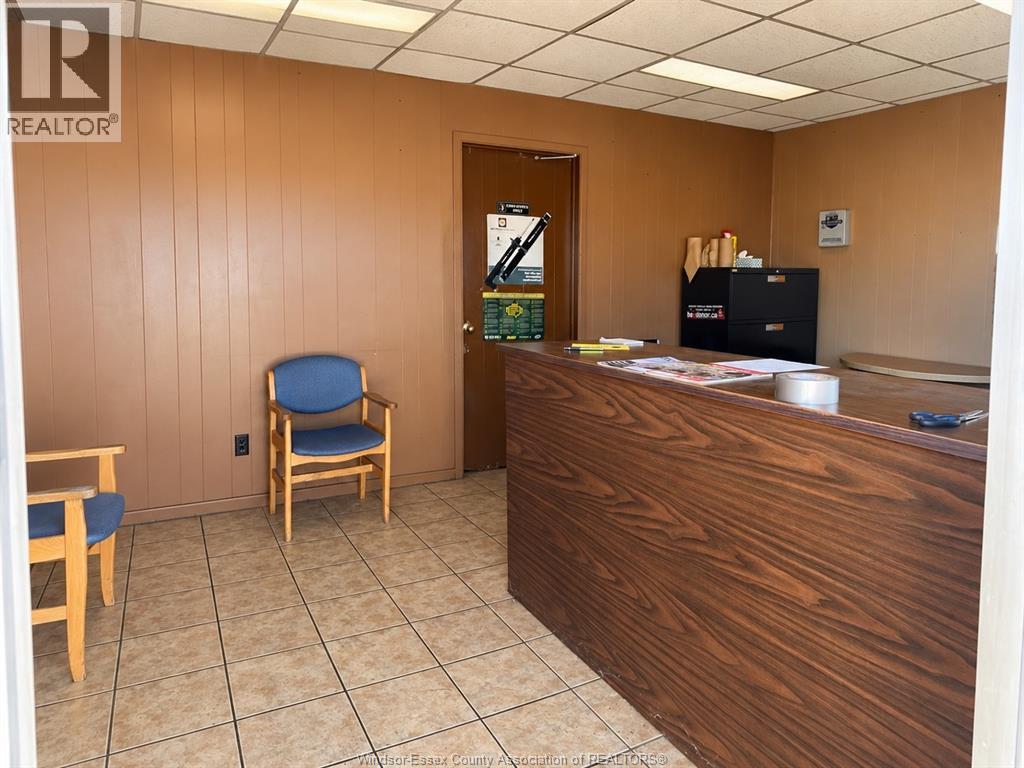 355 CABANA ROAD East, Windsor — photo 8