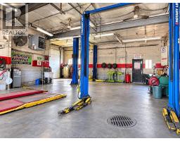 355 Cabana Road East, Windsor, ON N9G1A1 Photo 10