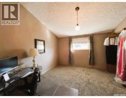206 2nd Street W, Carrot River, SK S0E0L0 Photo 22