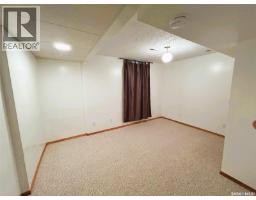 206 2nd Street W, Carrot River, SK S0E0L0 Photo 27