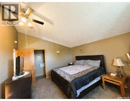 206 2nd Street W, Carrot River, SK S0E0L0 Photo 18