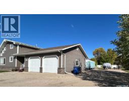 206 2nd Street W, Carrot River, SK S0E0L0 Photo 40
