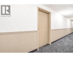 Living room - 412, 245 Red Deer Drive Sw, Medicine Hat, AB T1B8P4 Photo 7