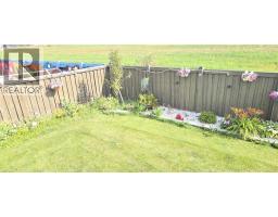 12709 105 St, Grande Prairie, AB T8V2N3 Photo 27