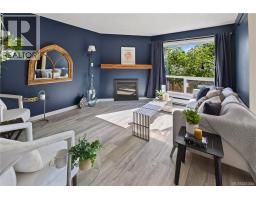 8 947 Caledonia Ave, Victoria, BC V8T1E8 Photo 13