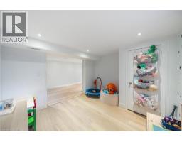 134 Fairwood Place W, Burlington, ON L7T4B6 Photo 33