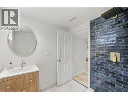 134 Fairwood Place W, Burlington, ON L7T4B6 Photo 35