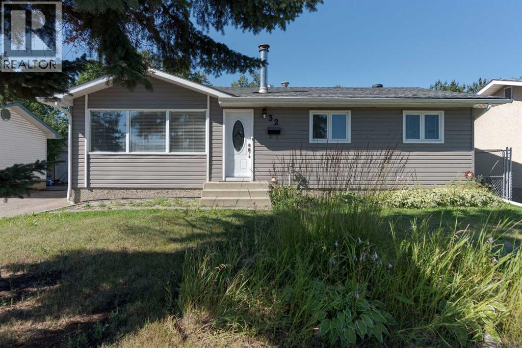 32 Moberly Crescent, Fort McMurray, Alberta, T9H1G9