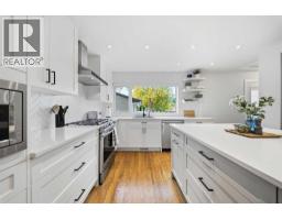 Bedroom - 528 Willacy Drive Se, Calgary, AB T2J2C4 Photo 11