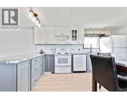 4pc Bathroom - 364, 6220 17 Avenue Se, Calgary, AB T2A4V5 Photo 7
