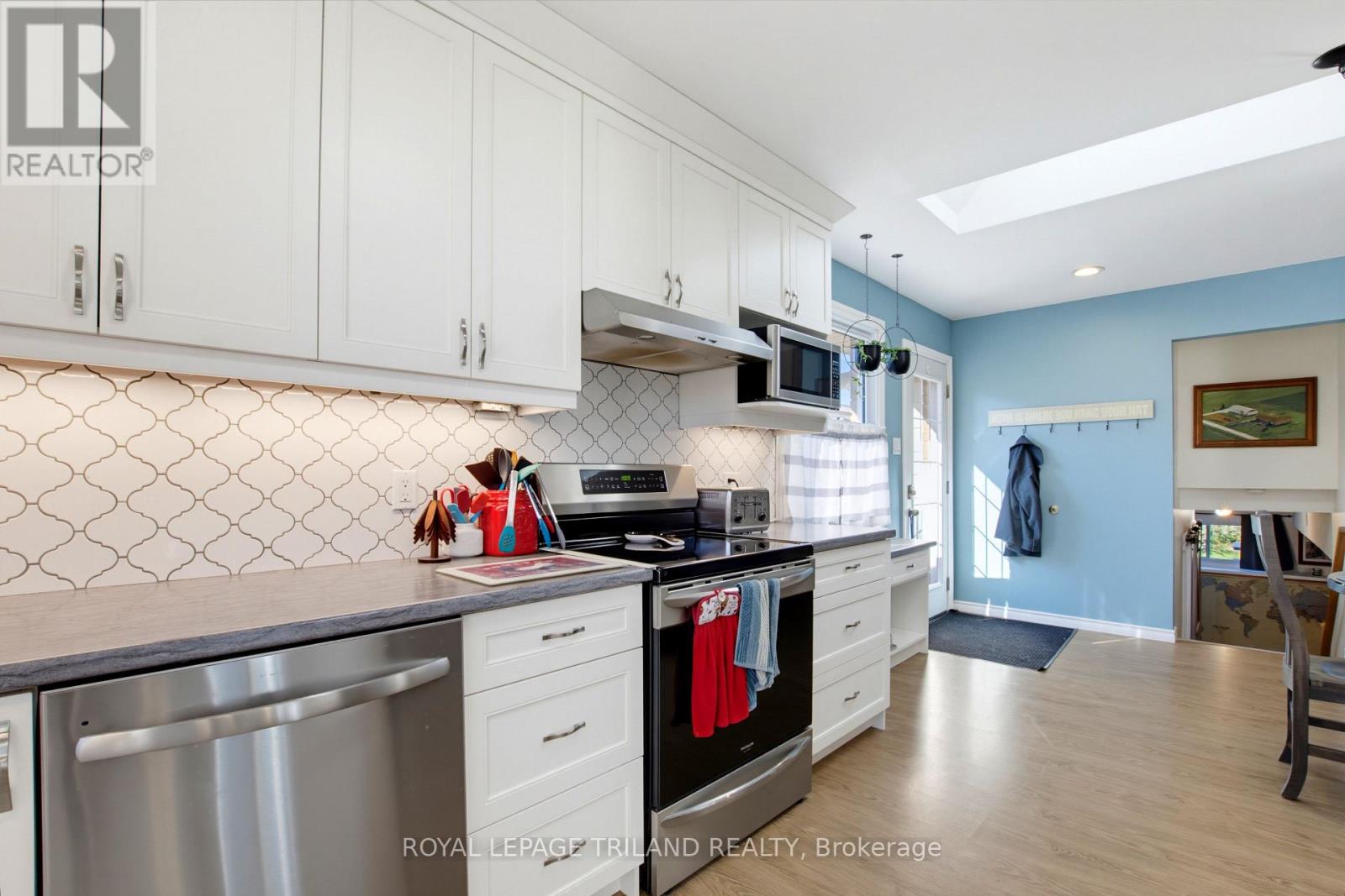 128 HIGHVIEW DRIVE - Image 16