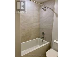 2812 - 400 King Street W, Toronto, ON M5V0X8 Photo 10