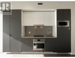 904 - 170 Bayview Avenue, Toronto, ON M5A0M4 Photo 8