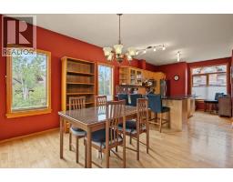 Bedroom - 9, 300 Eagle Terrace, Canmore, AB T1W3E5 Photo 7