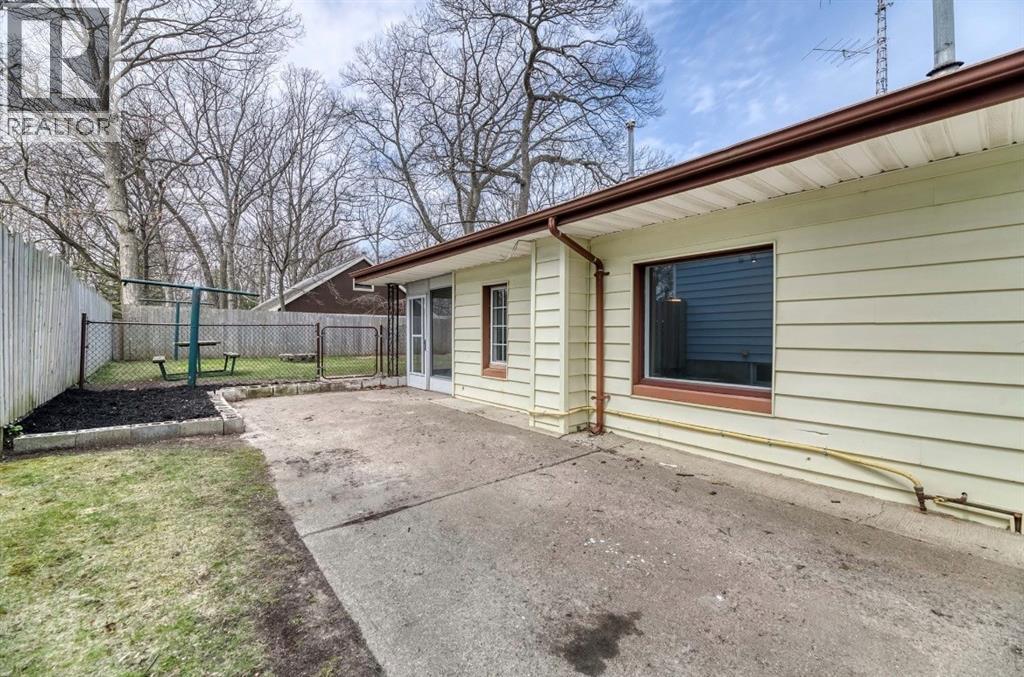 1107 Colborne ROAD - 17