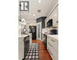Bedroom - 88 Greenwood Court Sw, Medicine Hat, AB T1A7X7 Photo 13