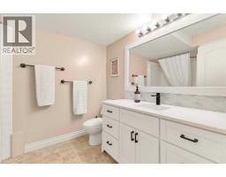 88 Greenwood Court Sw, Medicine Hat, AB T1A7X7 Photo 35