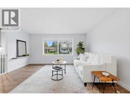 Kitchen - 2220 Paliswood Road Sw, Calgary, AB T2V4Y6 Photo 11