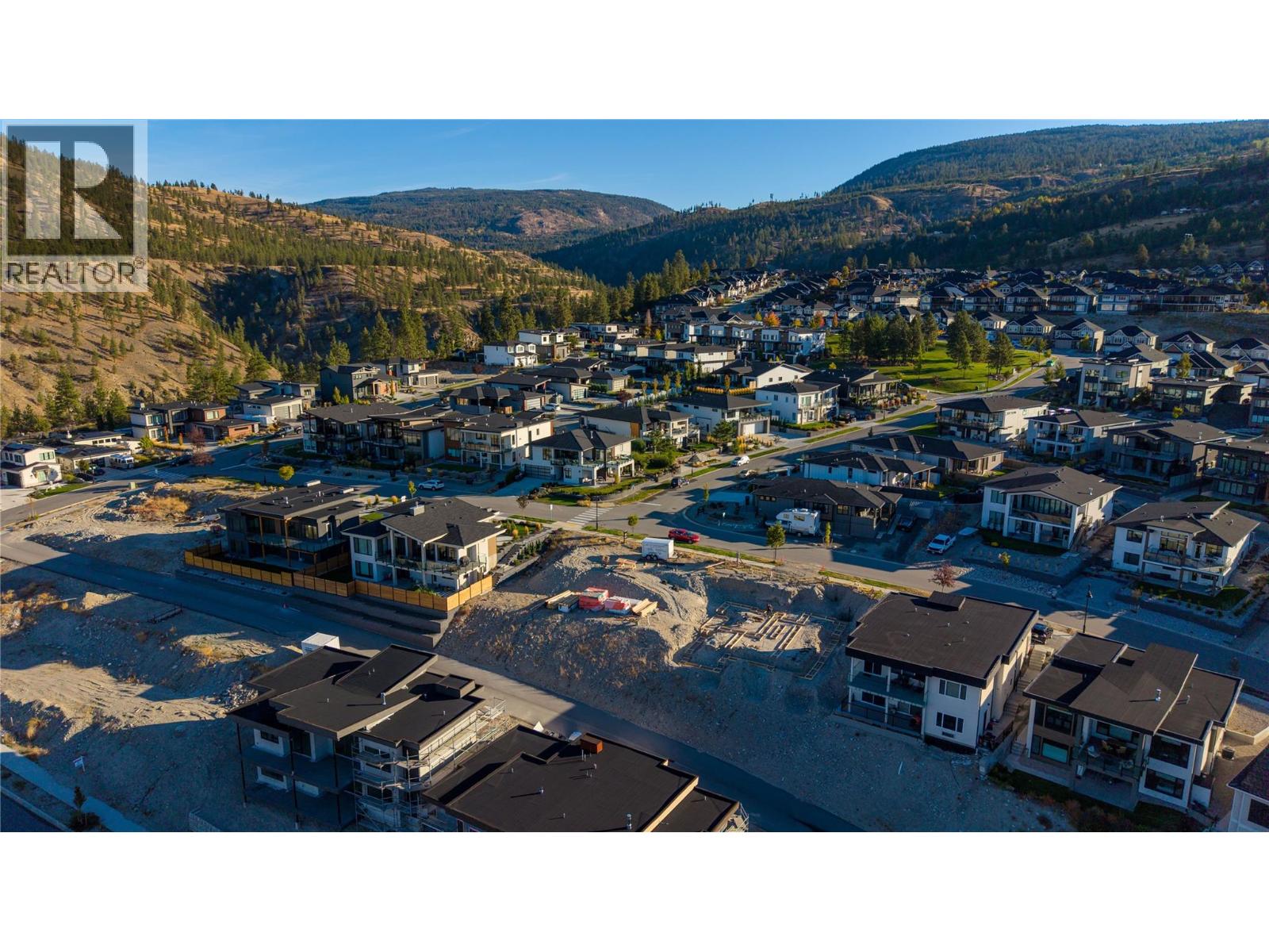 1099 ELK Street, Penticton