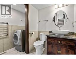 Bedroom - 200 Bernard Drive Nw, Calgary, AB T3K2B7 Photo 16