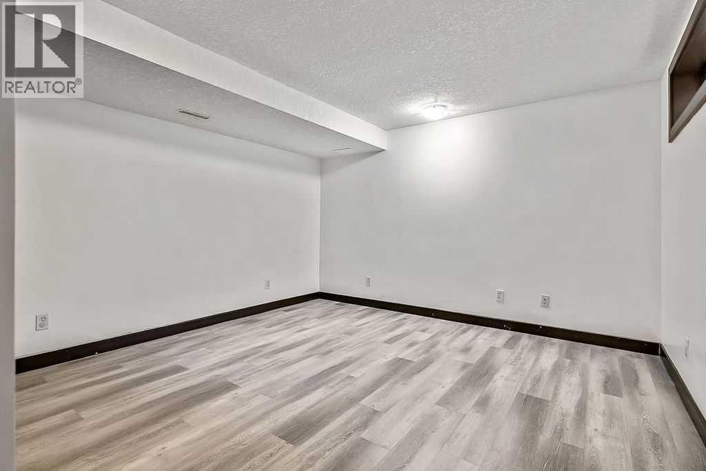 200 Bernard Drive NW - 32